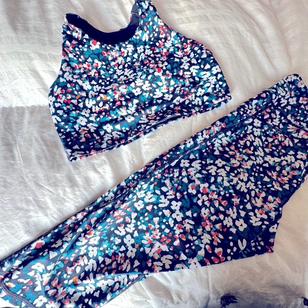 GapFit yoga set - Picture 3 of 7